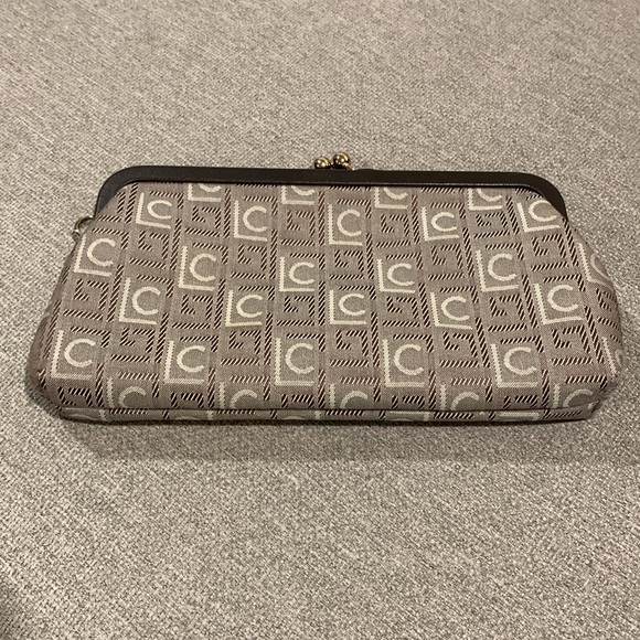 Liz Claiborne wallet, wristlet - Picture 2 of 6